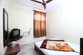 Hotel Lucky Inn, New Delhi 2